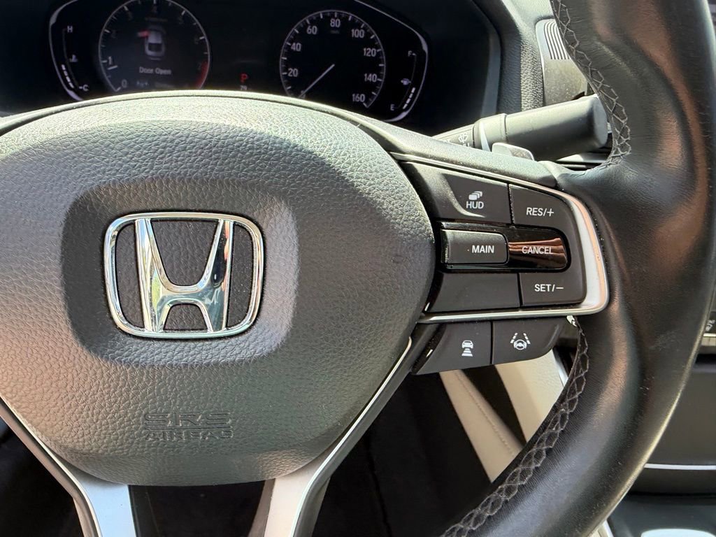 Used 2020 Honda Accord Touring image 28
