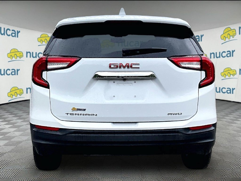 Used 2024 GMC Terrain SLE AWD/4WD image 5