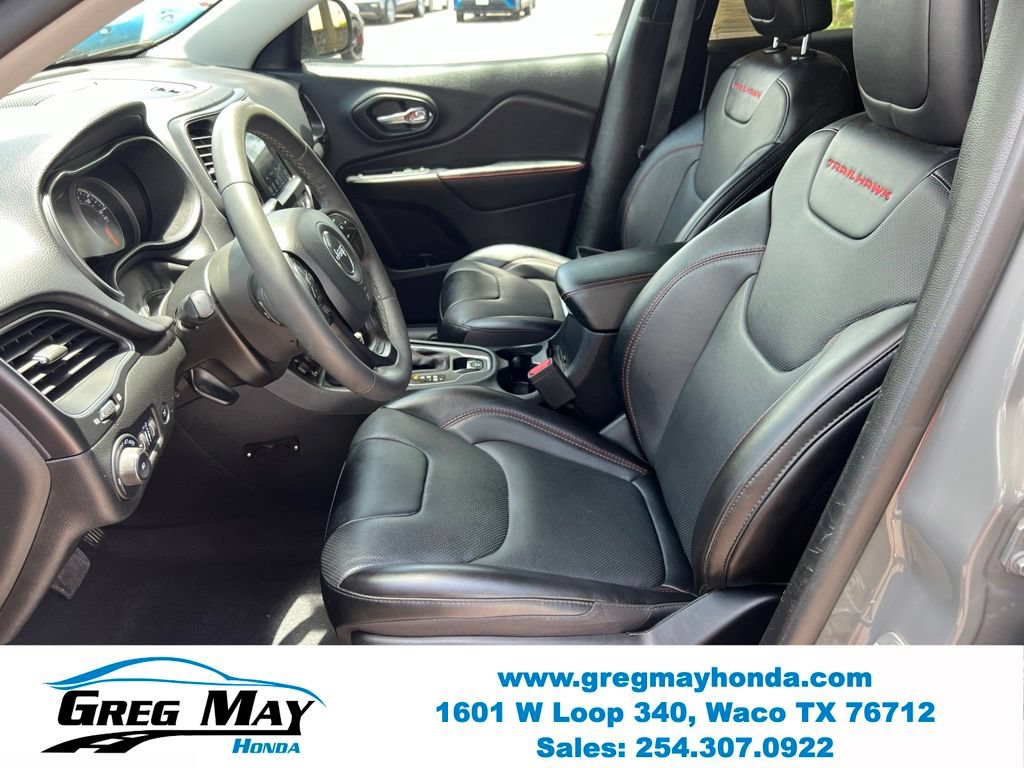 Used 2022 Jeep Cherokee Trailhawk w/ Premium Leather Package AWD/4WD image 23