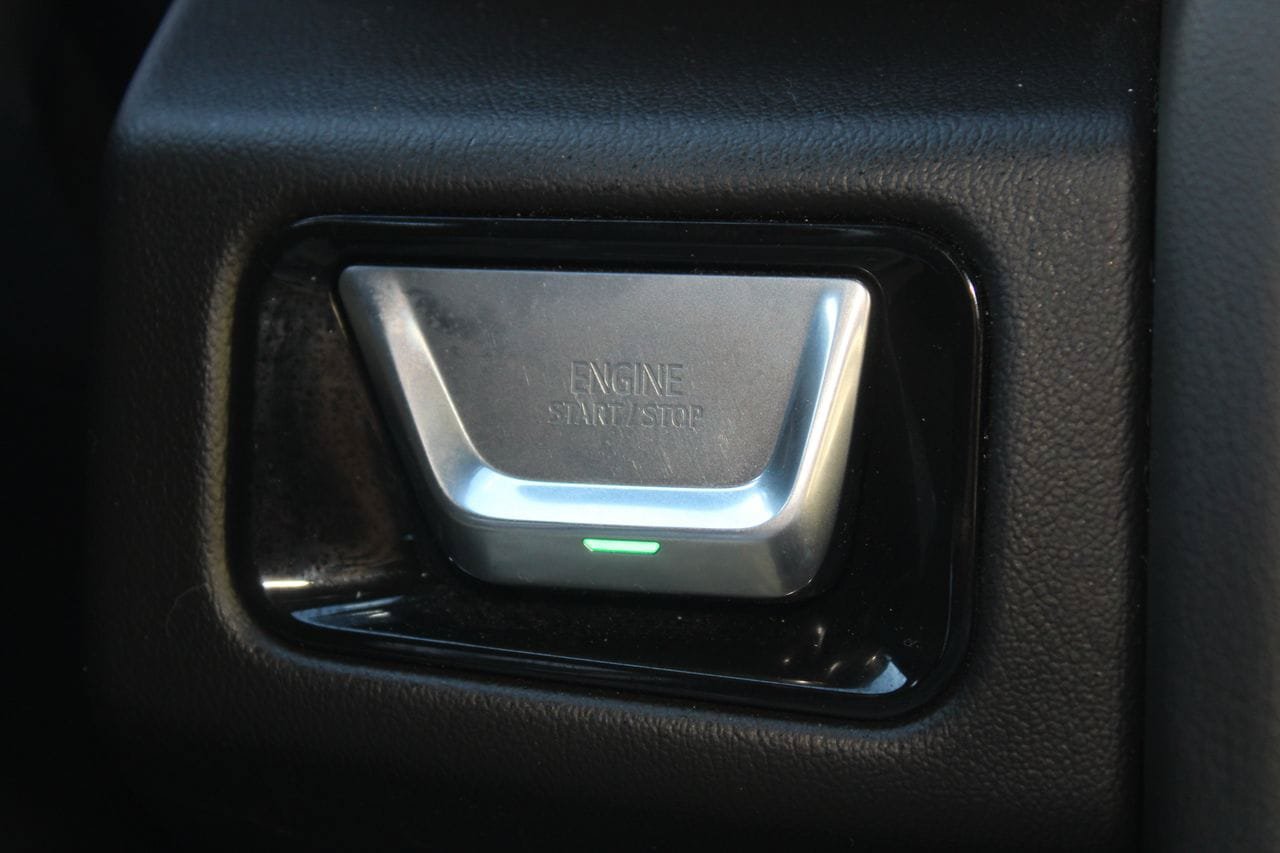 Used 2026 GMC Yukon Denali AWD/4WD image 27