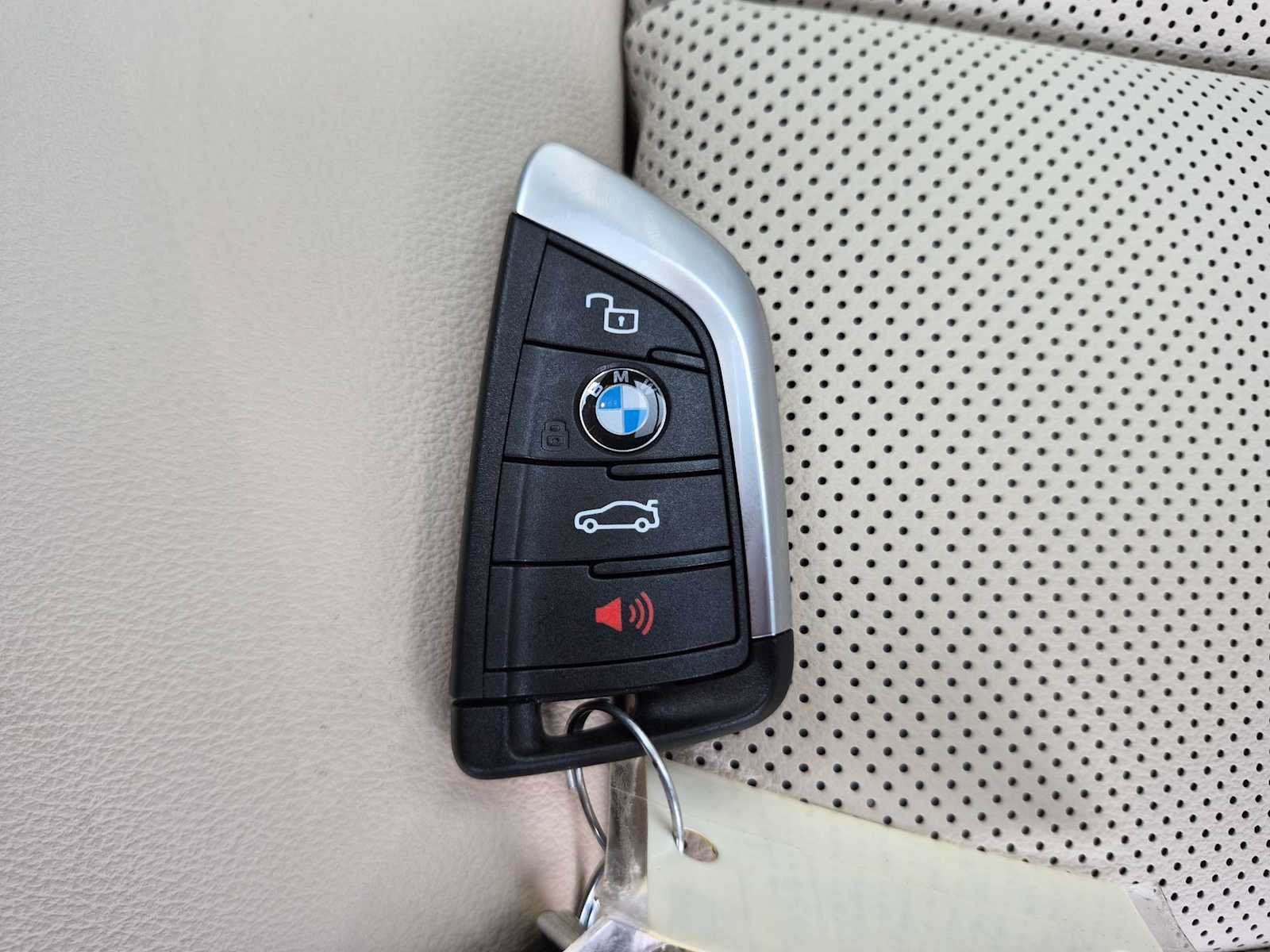 Used 2024 BMW X3 xDrive30i w/ Premium Package AWD/4WD image 37
