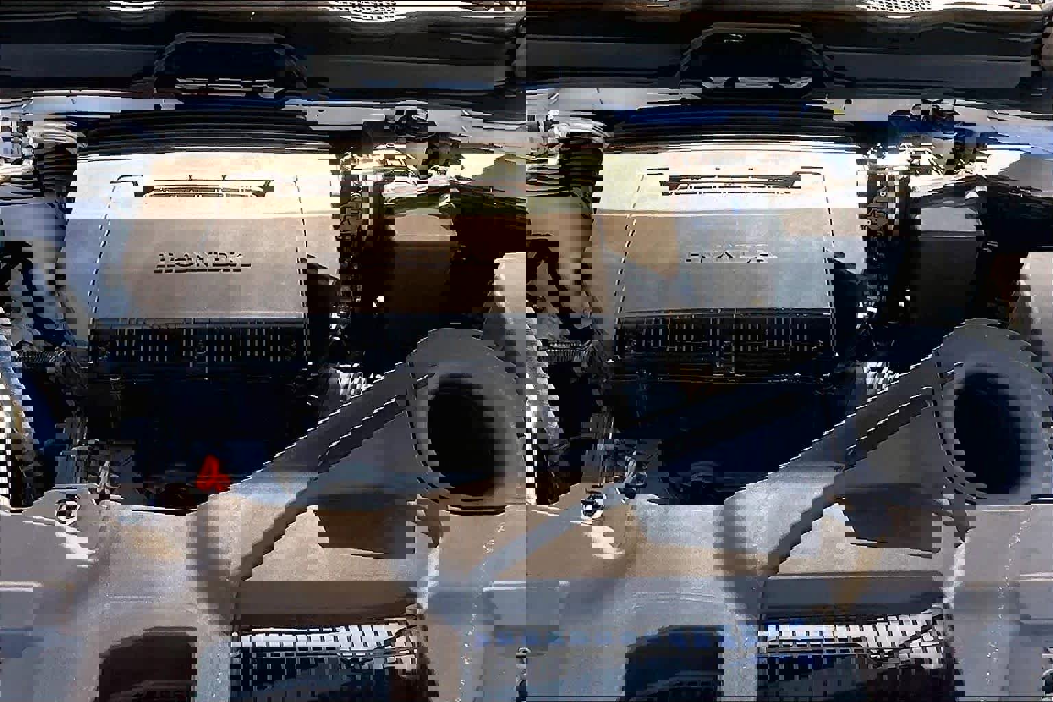 Used 2024 Honda Pilot Elite image 32