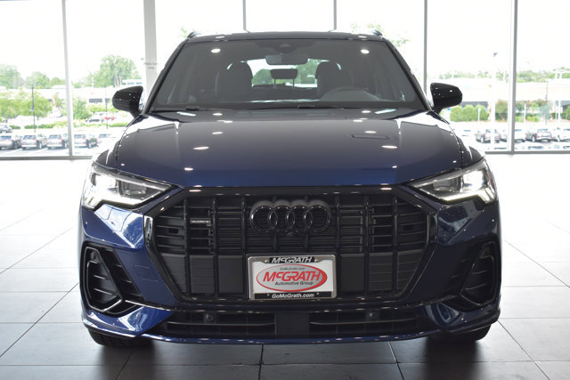 Used 2025 Audi Q3 2.0T Premium Plus w/ Premium Plus Package image 3