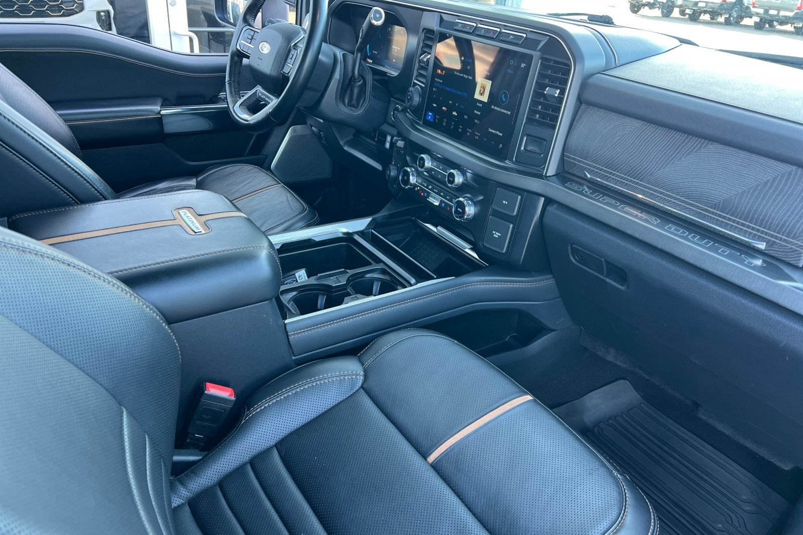 Used 2023 Ford F350 Platinum AWD/4WD image 16