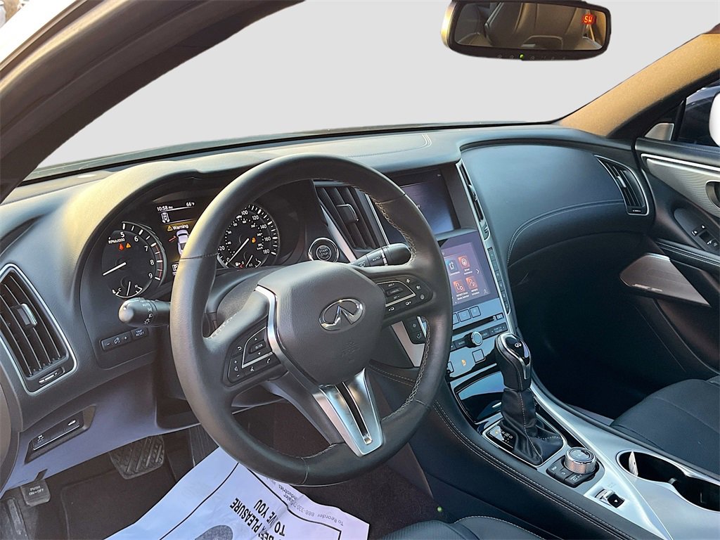Used 2022 INFINITI Q60 3.0t Luxe w/ Cargo Package image 9