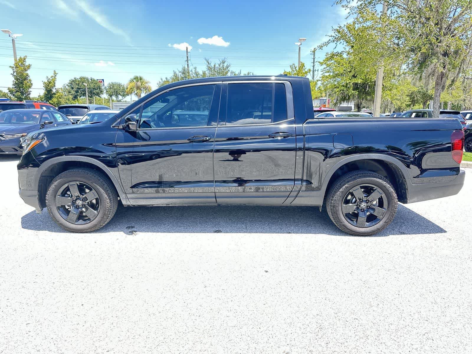 Used 2026 Honda Ridgeline Black Edition image 3