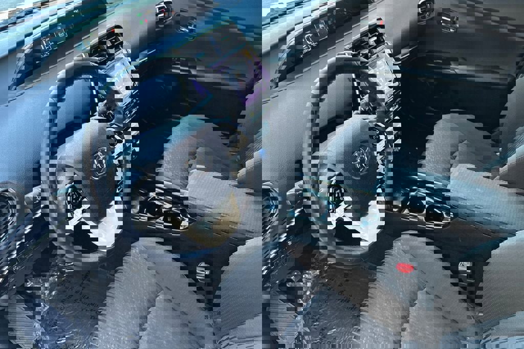 Used 2019 Toyota Prius Prime Plus image 7