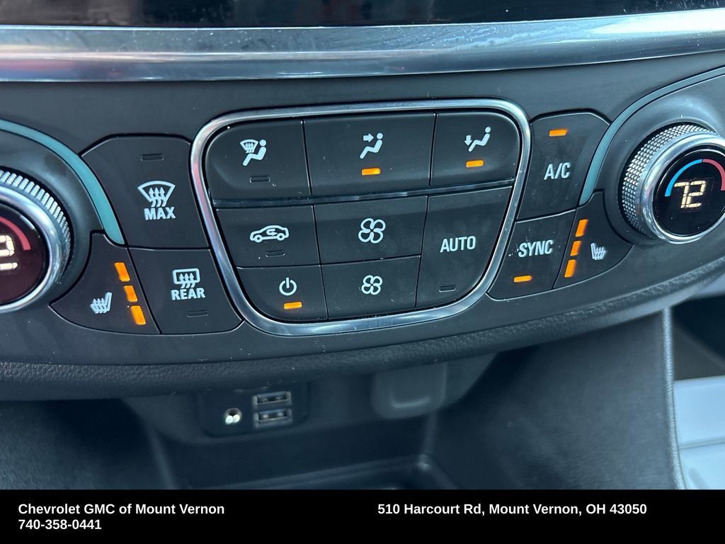 Used 2023 Chevrolet Traverse LT w/ LT Premium Package AWD/4WD image 38