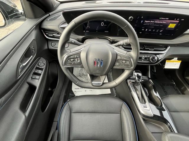Used 2025 Buick Envista Sport Touring image 11