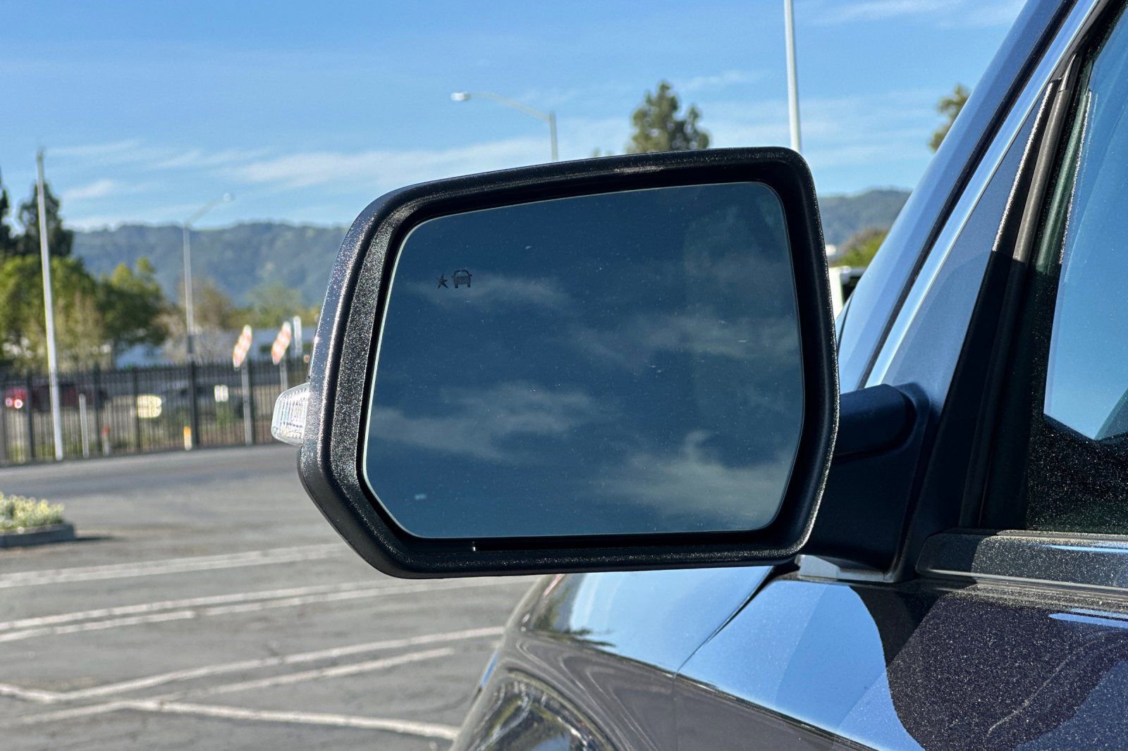 Certified 2023 Chevrolet Traverse LT image 56