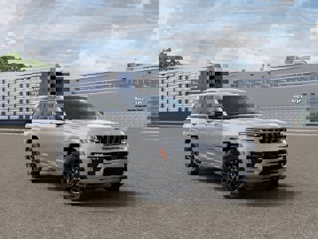 New 2026 Jeep Grand Cherokee Limited Reserve image 5