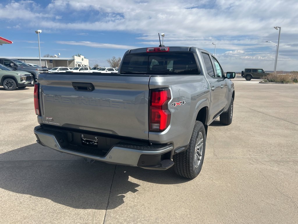 New 2026 Chevrolet Colorado LT w/ LT Convenience Package AWD/4WD image 6