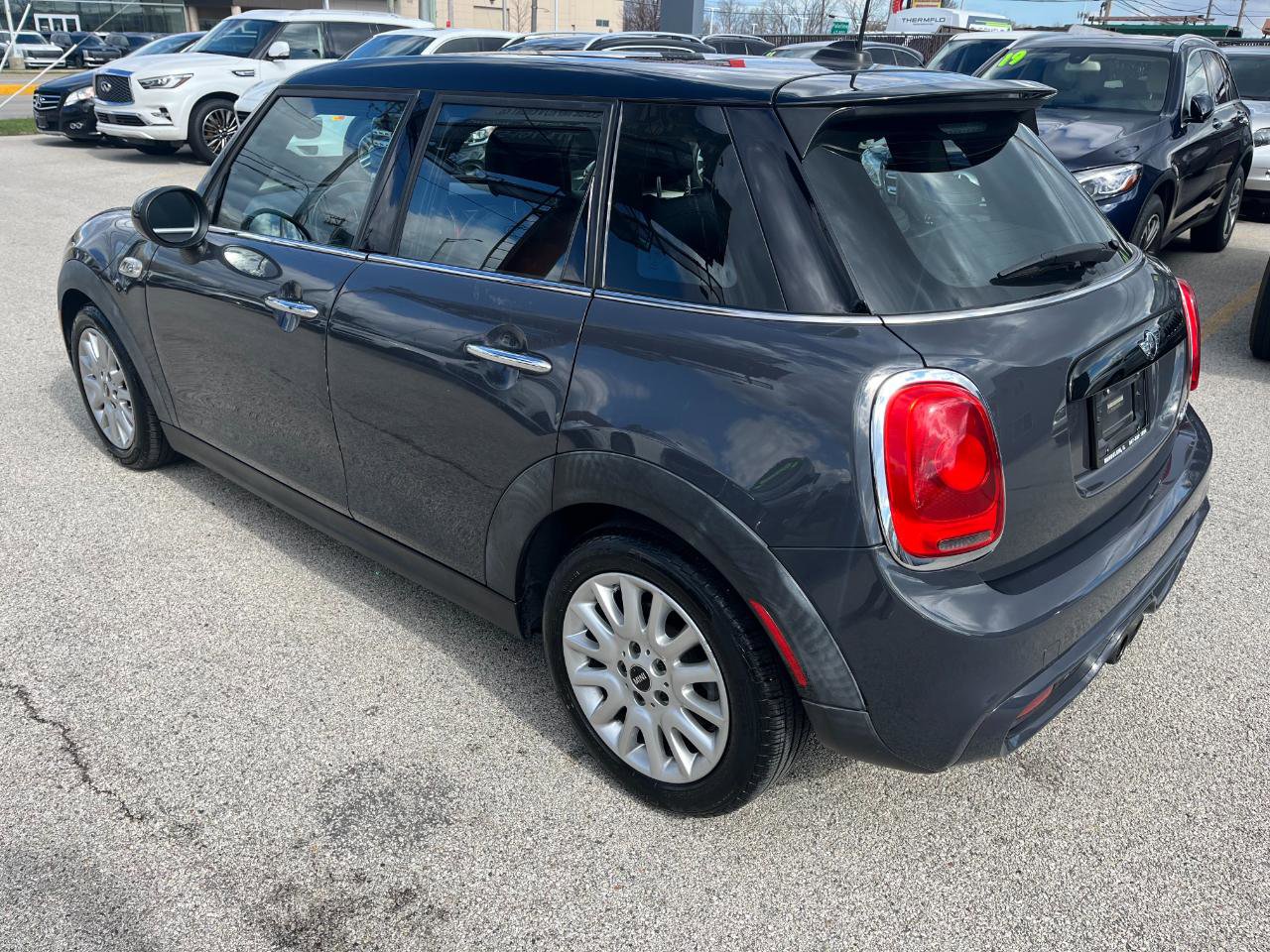 Used 2016 MINI Cooper S image 3