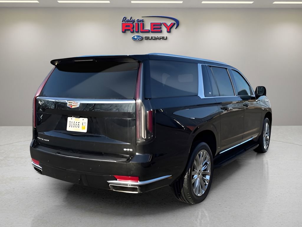 Used 2023 Cadillac Escalade ESV Premium Luxury image 5