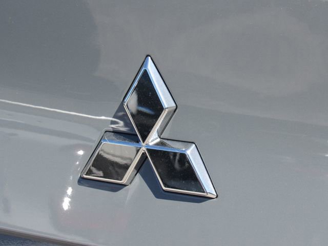 New 2026 Mitsubishi Outlander SEL FWD image 14