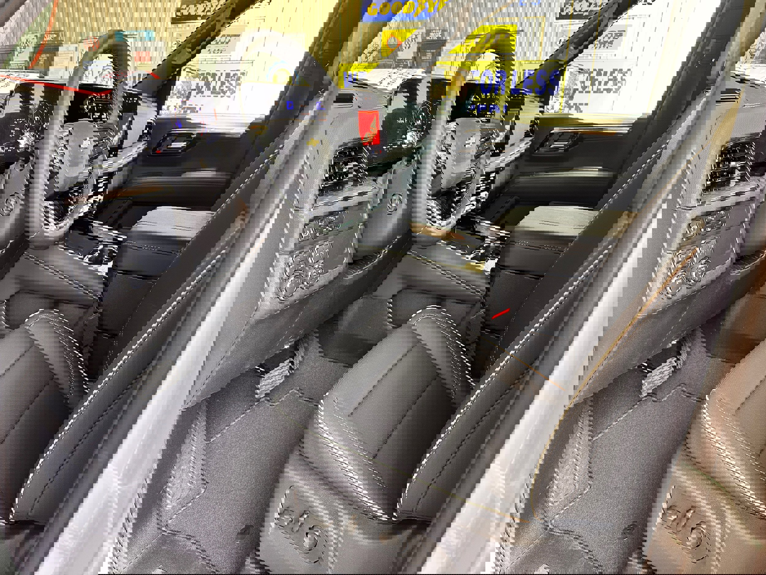 New 2025 Chevrolet Suburban Premier w/ LPO, Illumination Package image 11