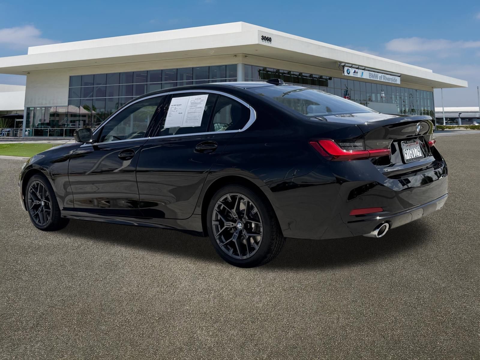 Used 2025 BMW 330i Sedan w/ Premium Package RWD image 7