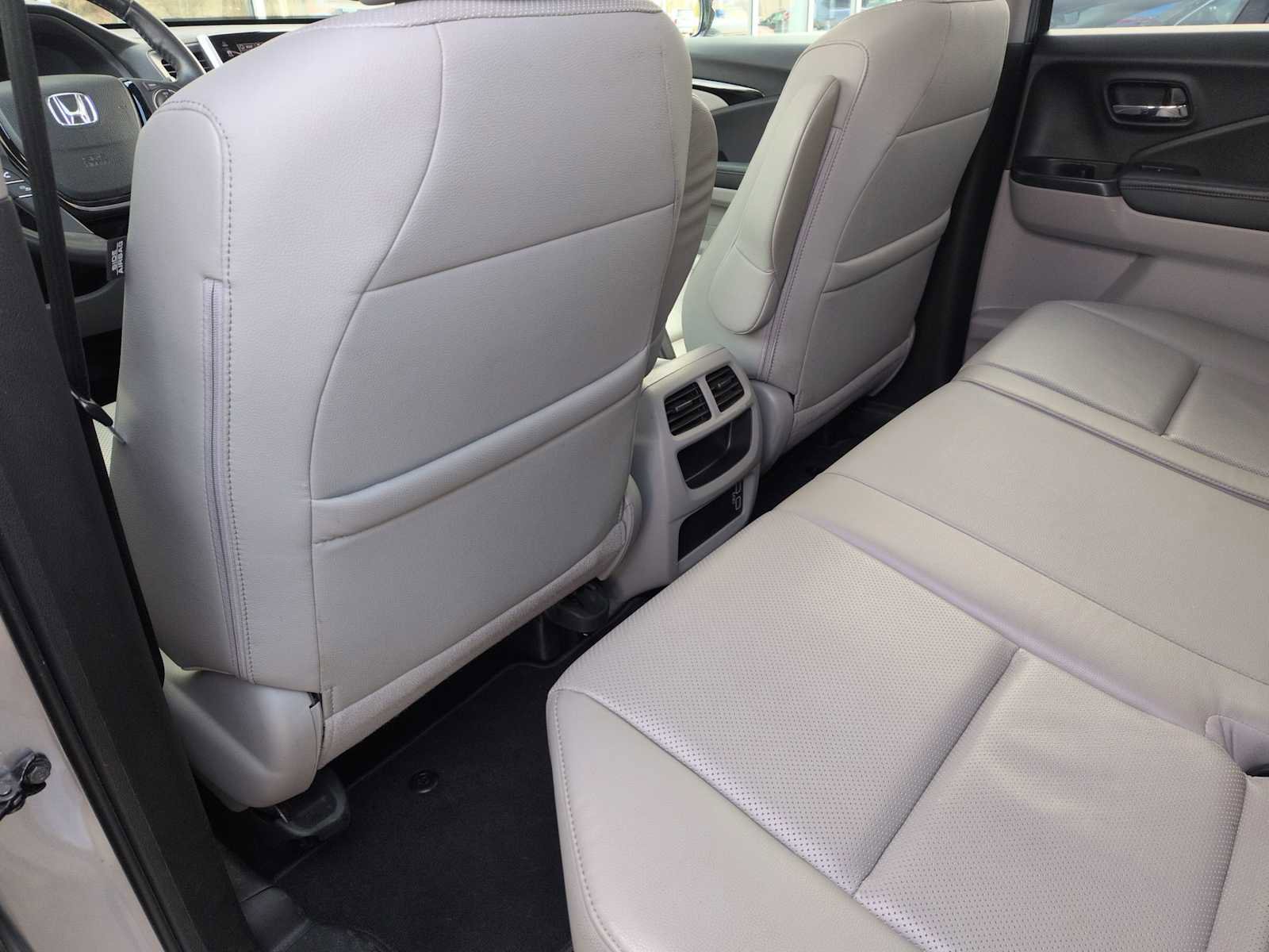 Used 2019 Honda Ridgeline RTL-E image 16