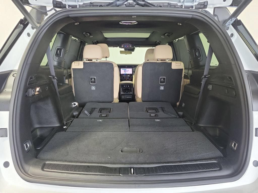 Used 2025 Jeep Grand Cherokee L Limited w/ Luxury Tech Group II RWD image 28