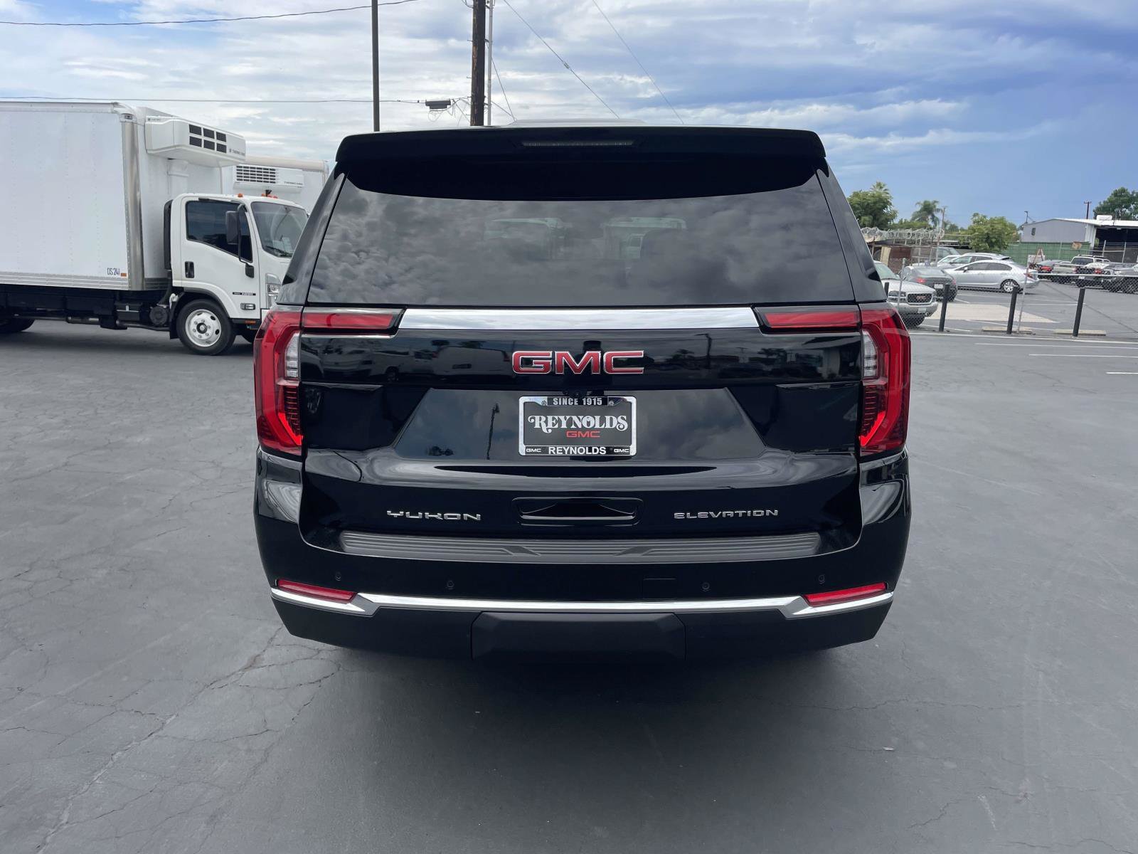 New 2026 GMC Yukon XL Elevation RWD image 6