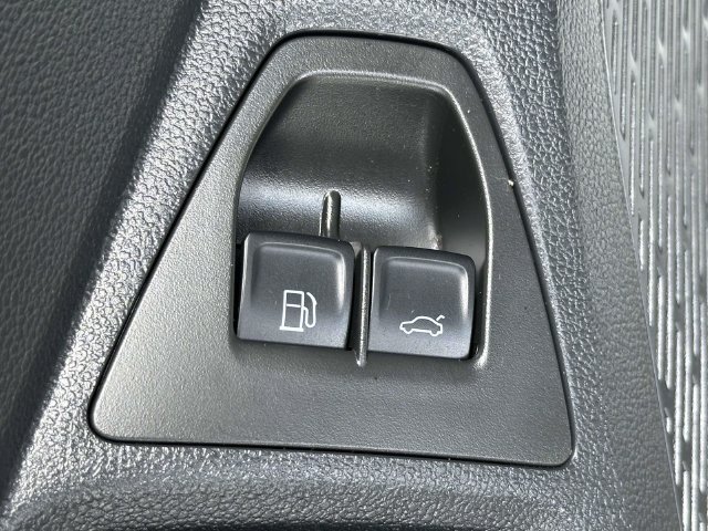 Used 2024 Volkswagen Jetta SE FWD image 12