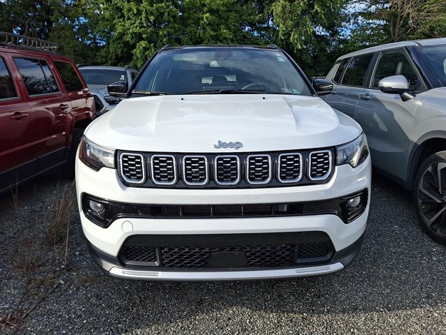 Certified 2025 Jeep Compass Limited AWD/4WD image 2