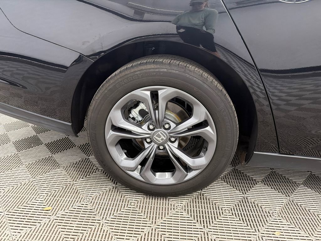 Used 2023 Honda Accord EX image 18