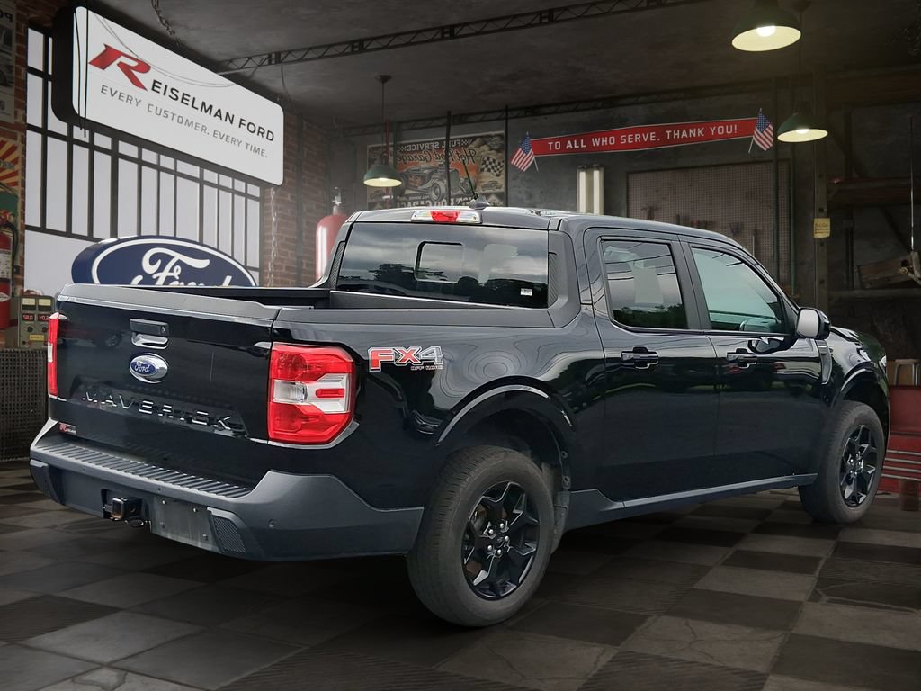 Used 2024 Ford Maverick Lariat w/ FX4 Off-Road Package AWD/4WD image 6