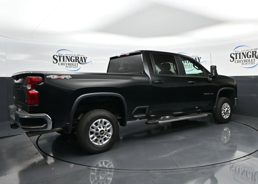 Used 2025 Chevrolet Silverado 2500 LT w/ Convenience Package image 7