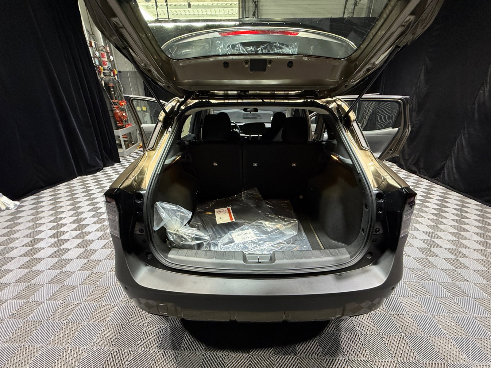 New 2026 Nissan Kicks S image 34