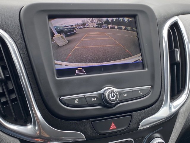Used 2020 Chevrolet Equinox LS image 17
