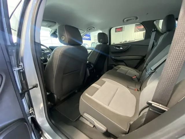Used 2025 Chevrolet Blazer LT image 14