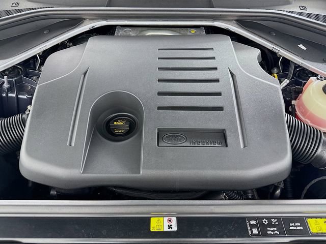 Certified 2024 Land Rover Range Rover SE AWD/4WD image 32