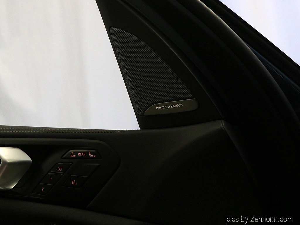 Used 2026 BMW X7 xDrive40i w/ Premium Package image 27