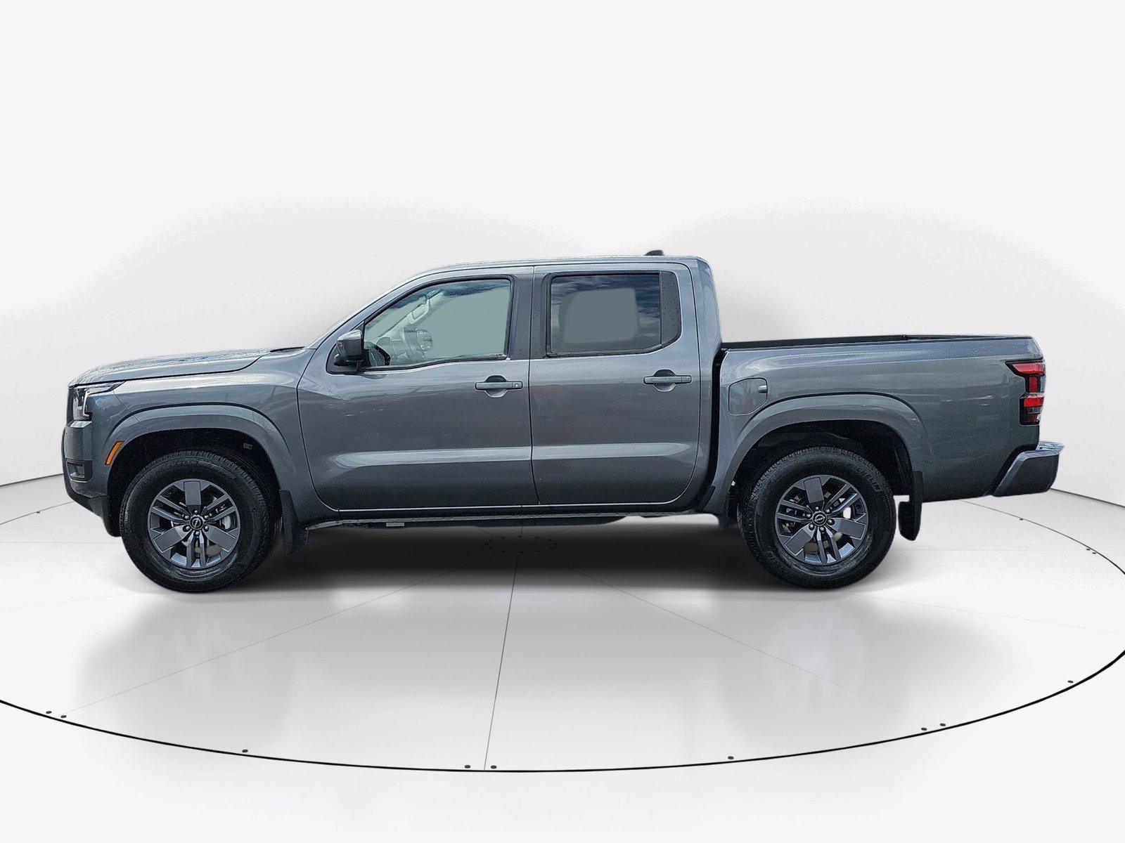 Used 2025 Nissan Frontier SV image 6
