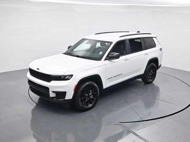 Used 2024 Jeep Grand Cherokee L Laredo image 42