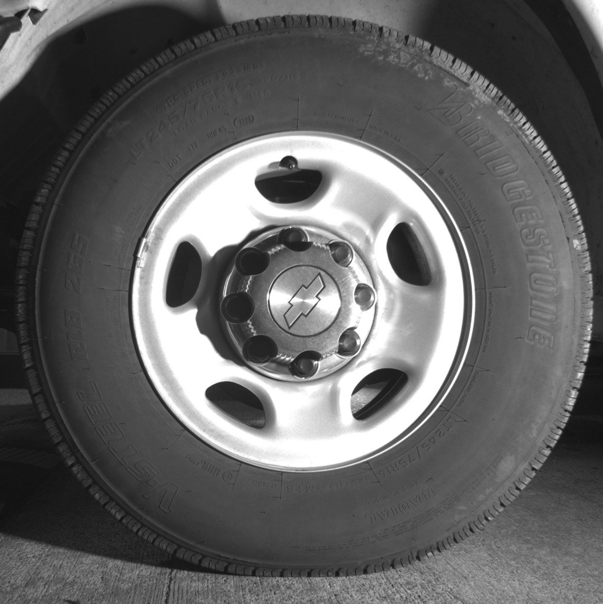 Used 2025 Chevrolet Express 3500 LT w/ LT Preferred Equipment Group RWD image 12