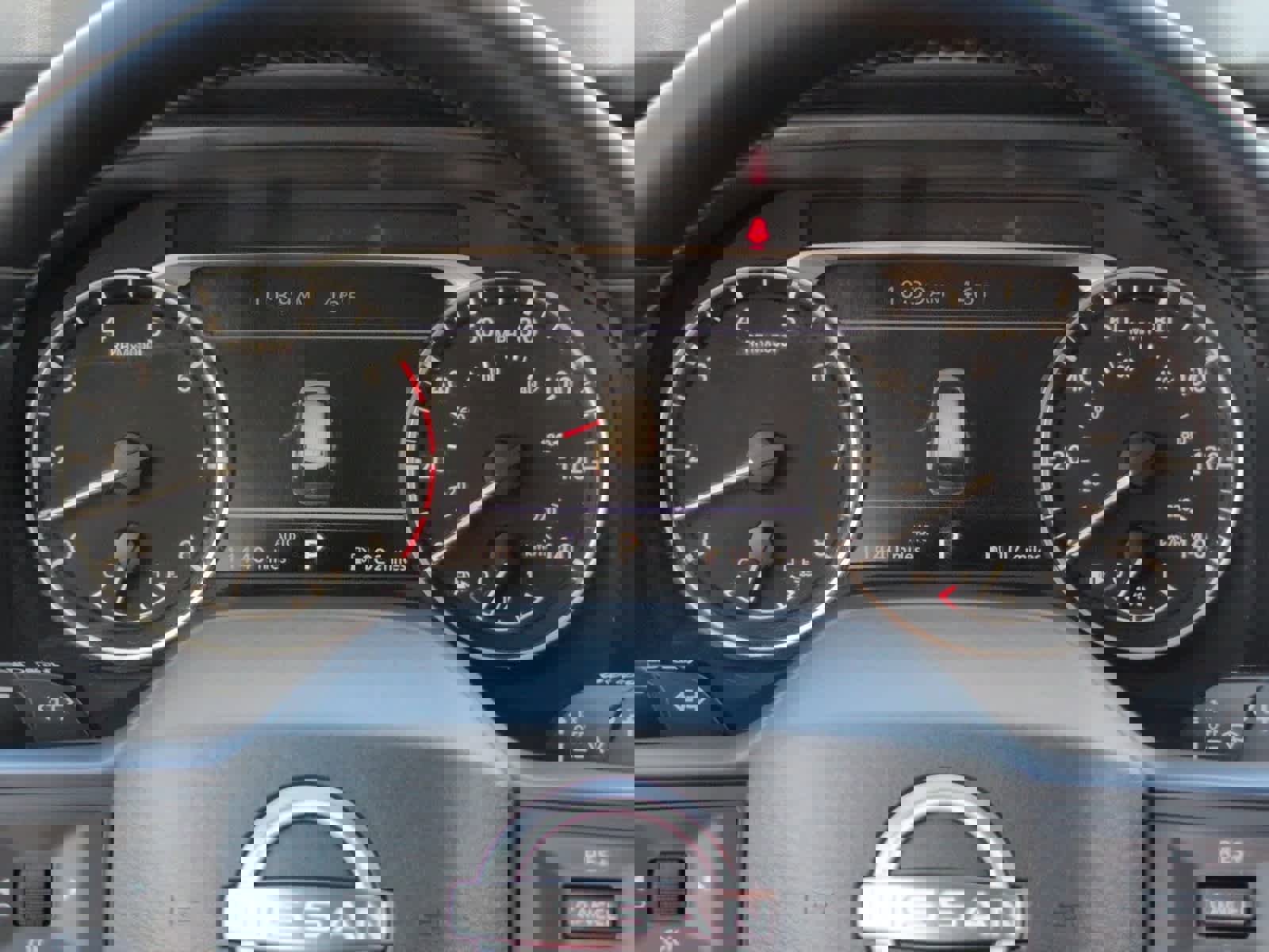 Used 2025 Nissan Rogue SV image 16