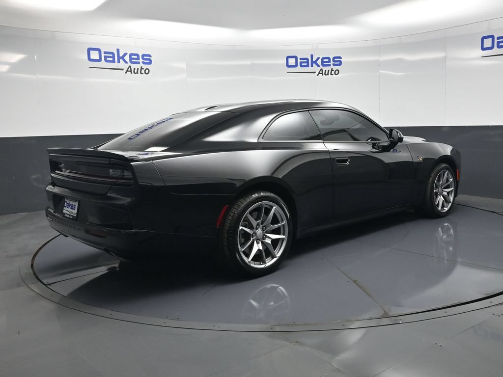 Used 2026 Dodge Charger Scat Pack AWD/4WD image 7