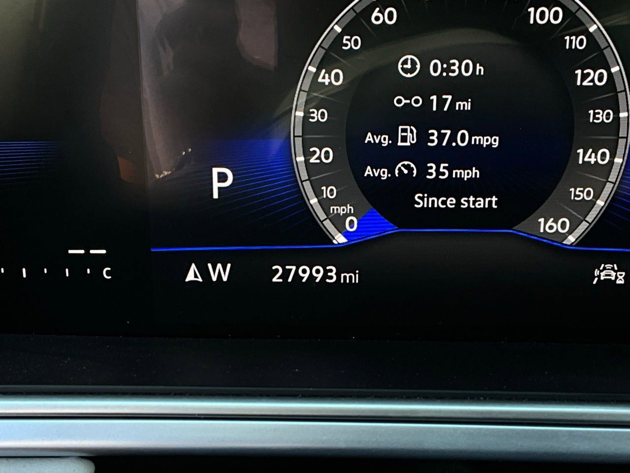 Used 2025 Volkswagen Taos SE FWD image 40