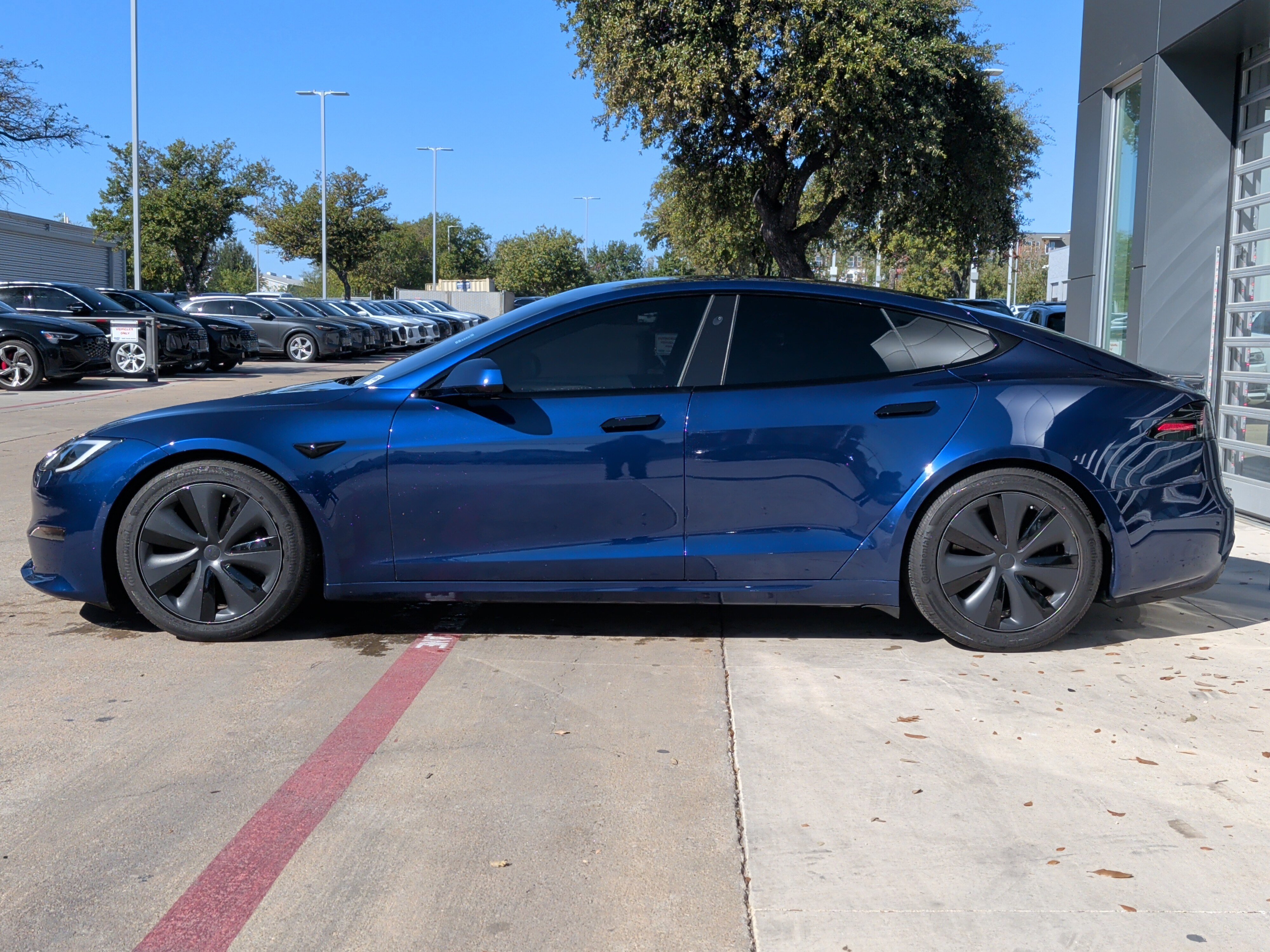 Used 2022 Tesla Model S image 6