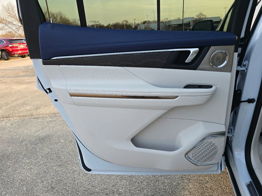 New 2026 Buick Enclave Avenir w/ Super Cruise Package image 26