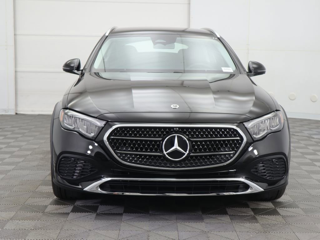 Used 2025 Mercedes-Benz E 450 4MATIC All-Terrain Wagon image 2