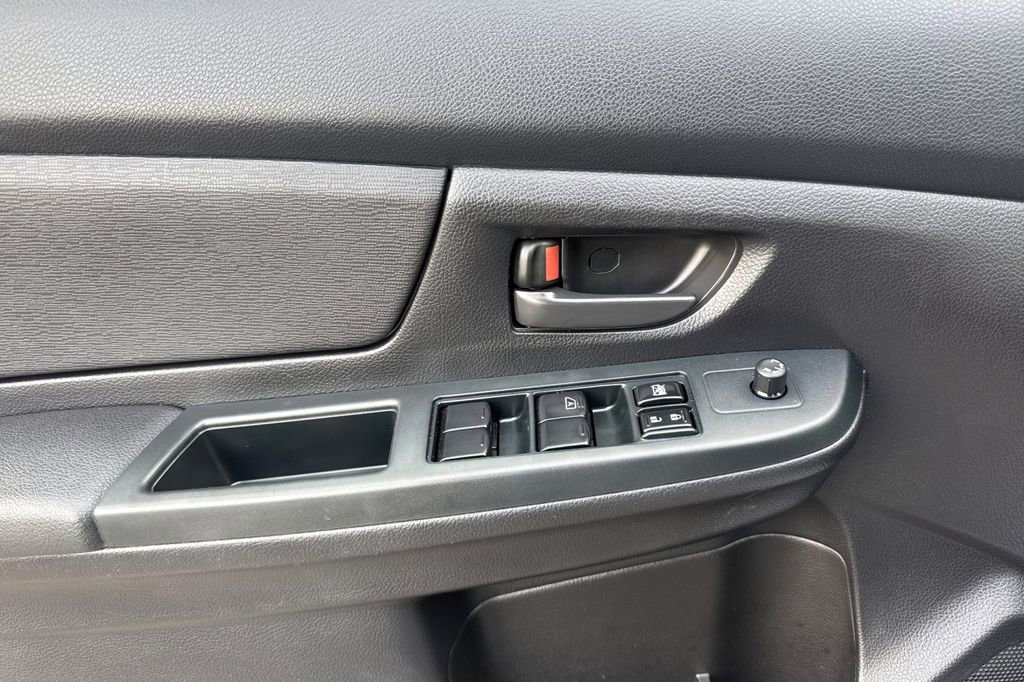 Used 2012 Subaru Impreza 2.0i image 10