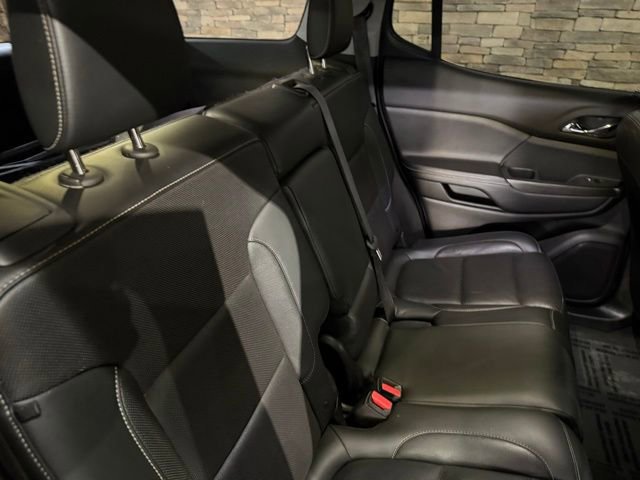 Used 2019 GMC Acadia SLT w/ LPO, Floor Liner Package FWD image 33