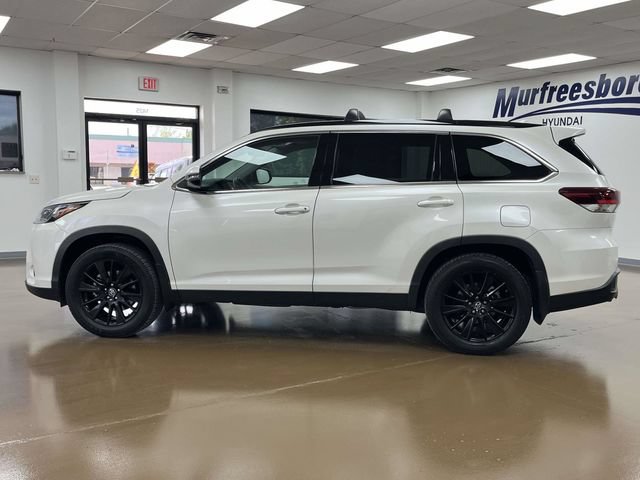 Used 2019 Toyota Highlander SE AWD/4WD image 9