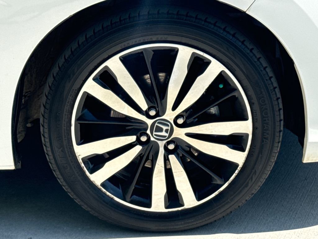 Used 2020 Honda Fit EX image 11