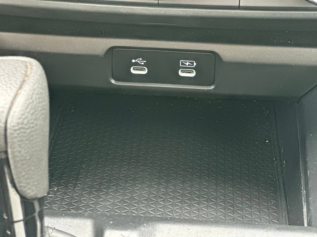 Used 2025 Honda Accord SE image 25