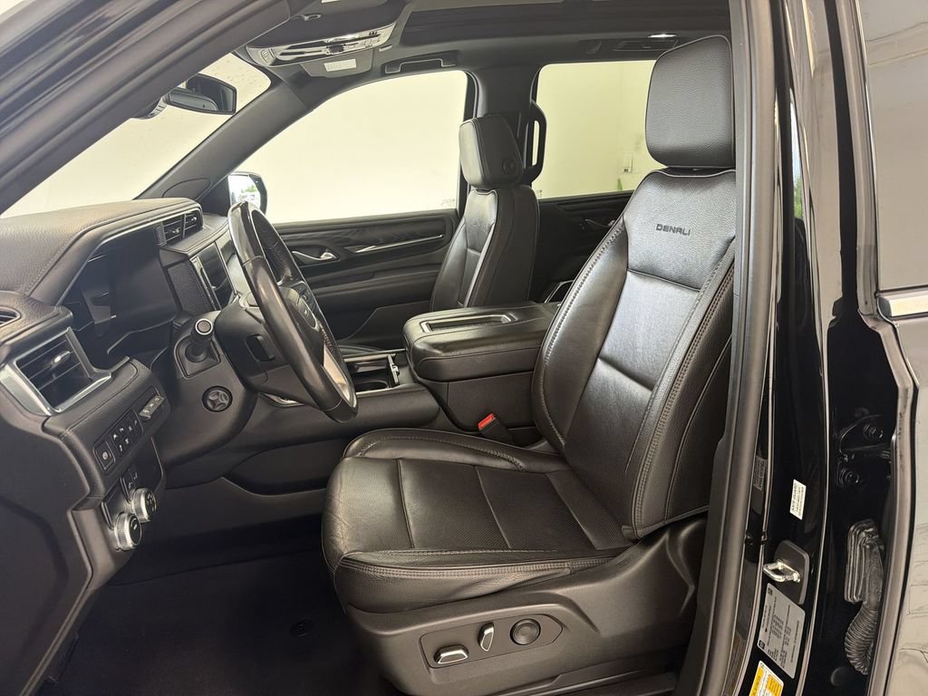 Used 2022 GMC Yukon Denali RWD image 20