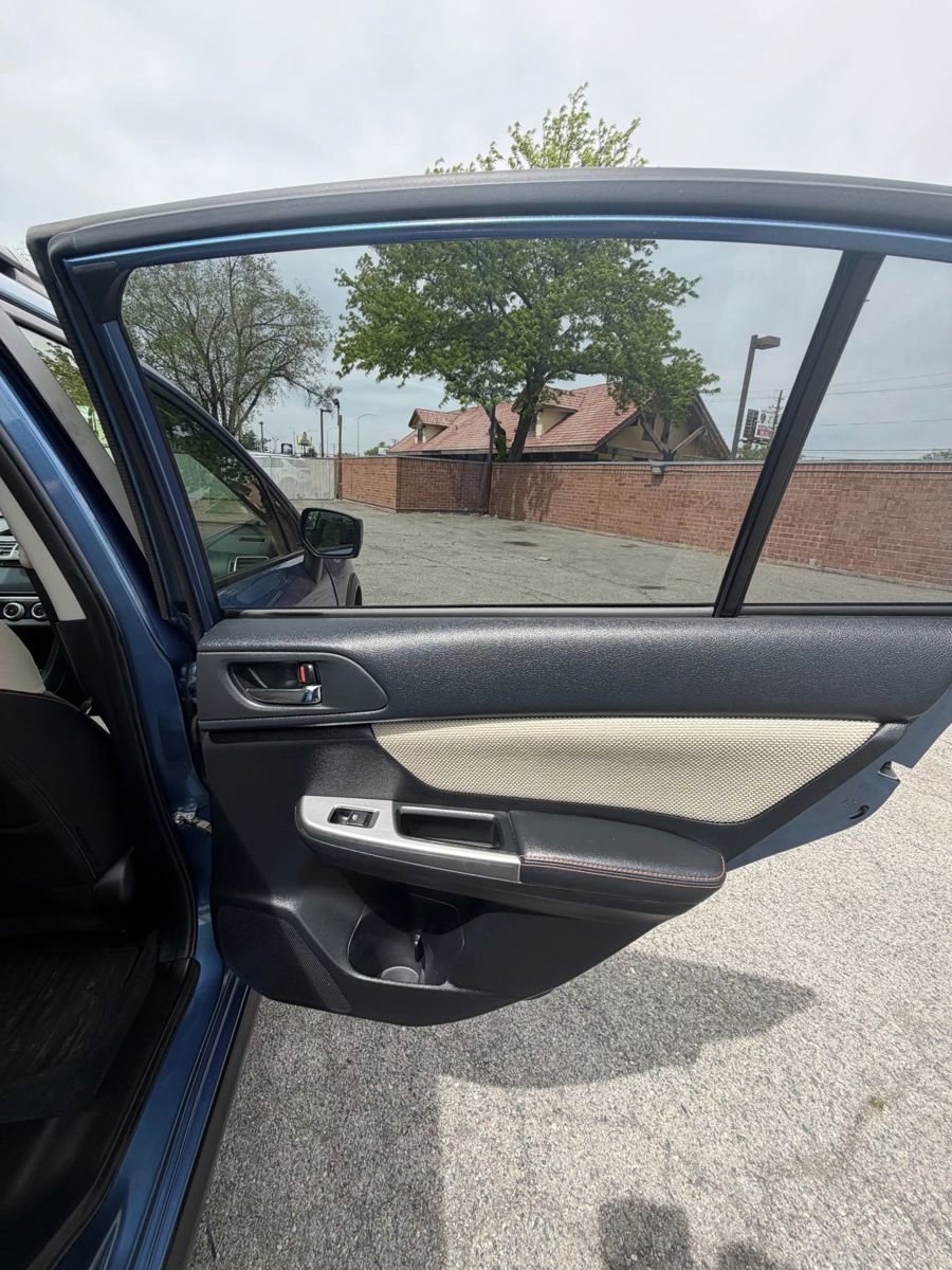 Used 2016 Subaru Crosstrek 2.0i Premium AWD/4WD image 18